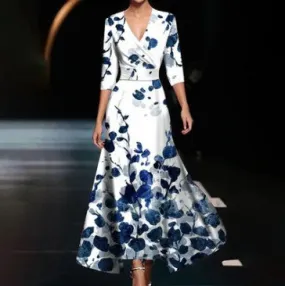 blaue Blumen Kleid
