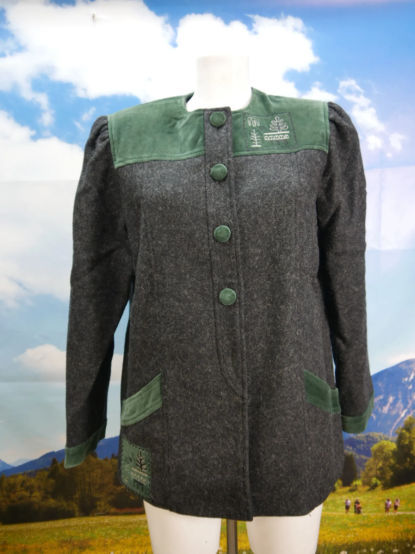 Eger grau Walker mit Samt und Stickerei fesche Trachtenjacke Jacke Gr.44