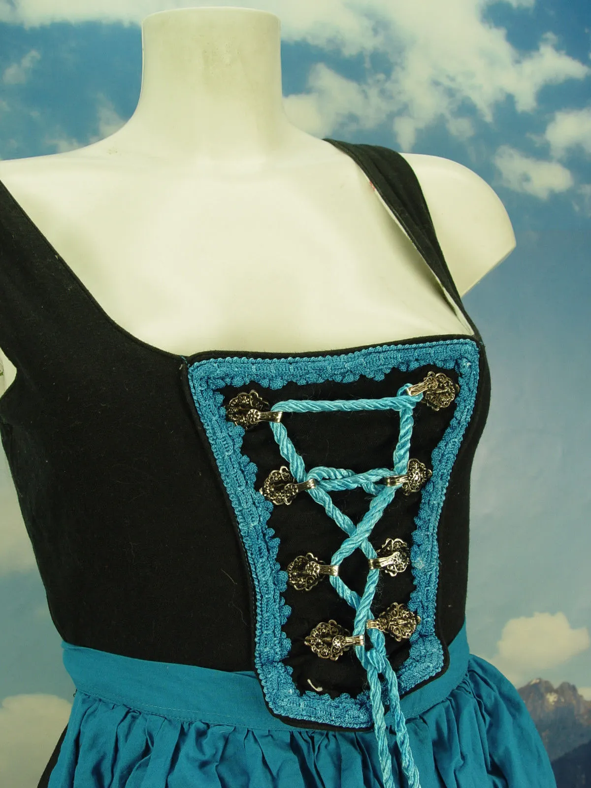 STEINDL viel Stickerei sexy ultra kurz Dirndlrock & Dirndl & Schürze DK760 Gr.34